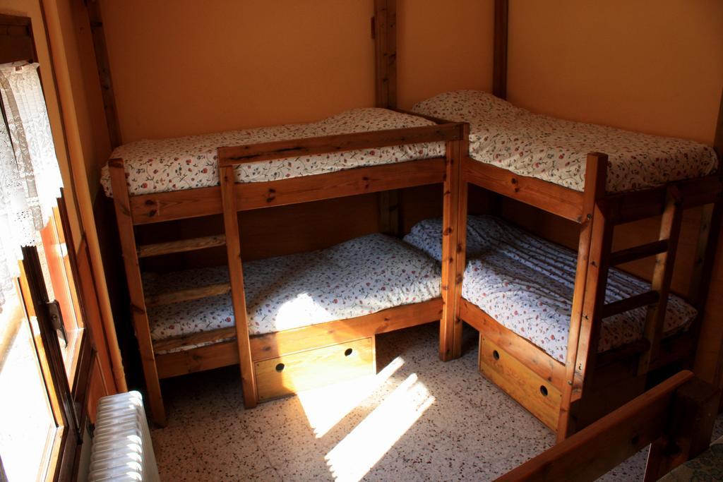 Auberge de jeunesse La Closa à Castellar De N'Hug Chambre photo