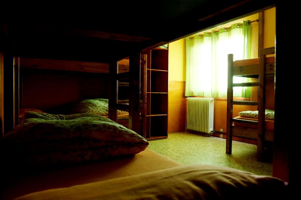 Auberge de jeunesse La Closa à Castellar De N'Hug Extérieur photo