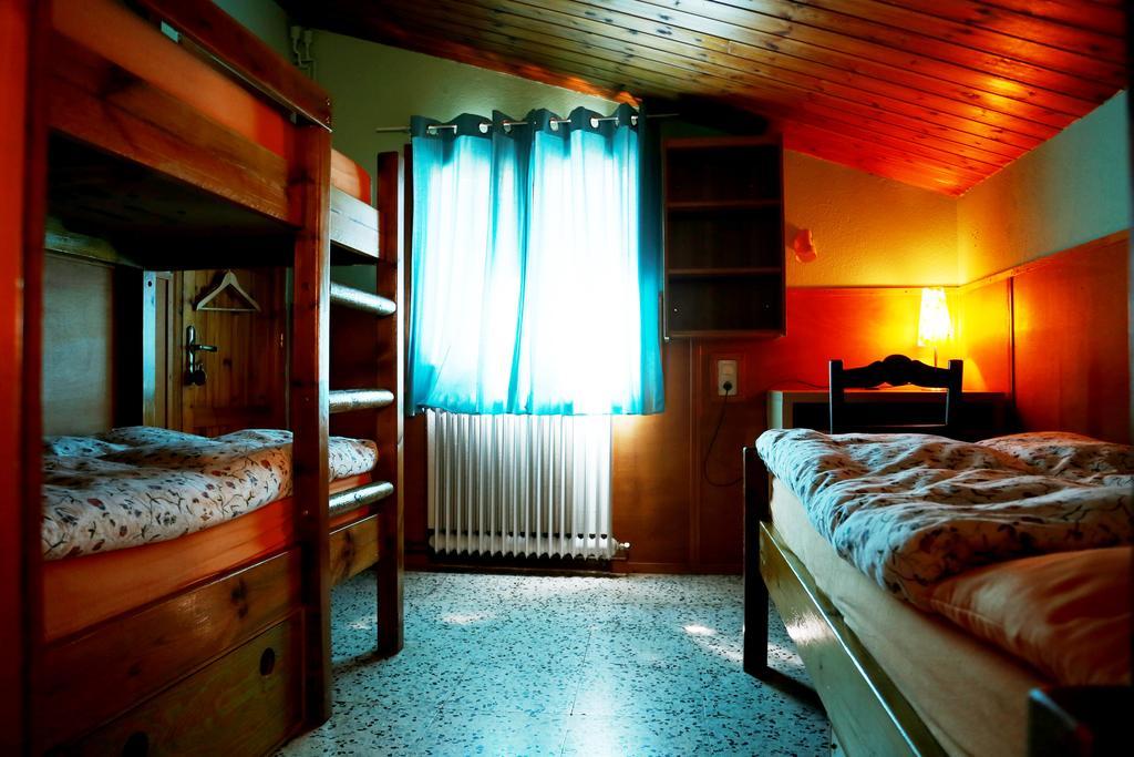 Auberge de jeunesse La Closa à Castellar De N'Hug Extérieur photo